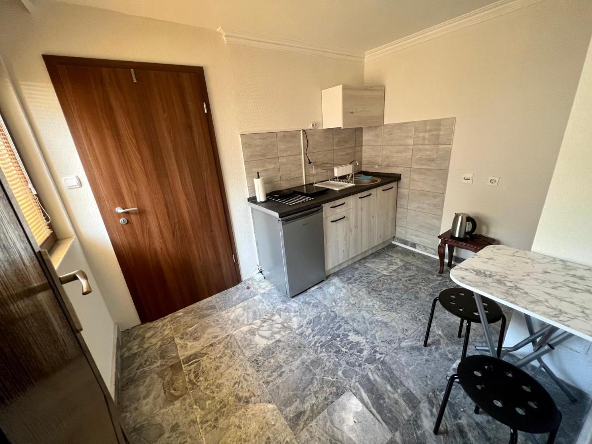 Home Base Apartments Skopje Eksteriør bilde